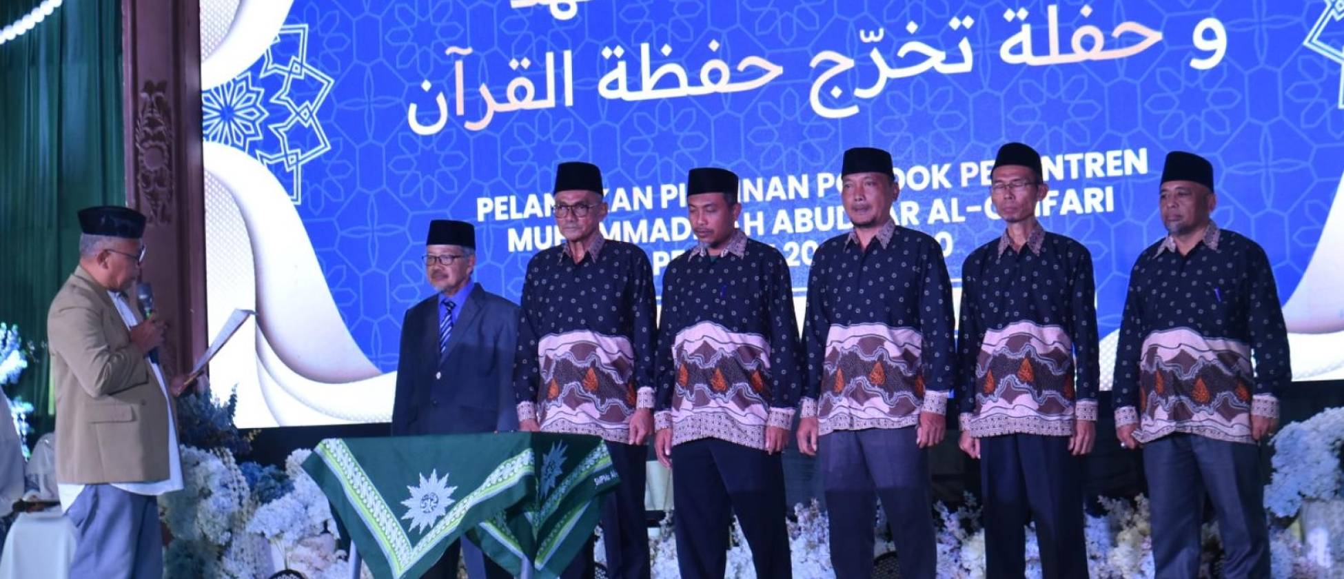 Pontrenmu Al-Ghifari Sukses Wisuda Ratusan Santri dan Lantik Jajaran Pimpinan Baru